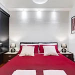 Bdc - Fancy 2-Bdr Apt @Vatican